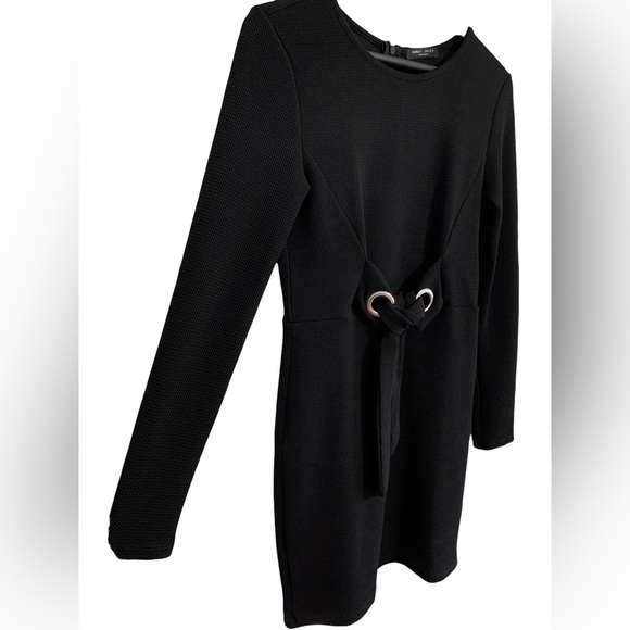 Romeo + Juliet Couture Black Textured Shift Dress Tie Belt Long Sleeve Medium - Picture 3 of 11